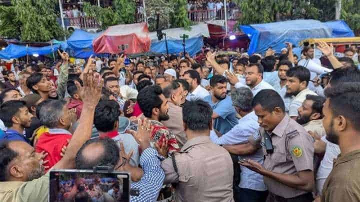 গুলিস্তানে বিএনপি-জামায়াত সংঘর্ষ, জামায়াত নেতাকে ছুরিকাঘাত